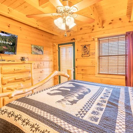 Moonshine Ridge Cabin With Hot Tub And Fire Pit Пиджен-Фордж Экстерьер фото