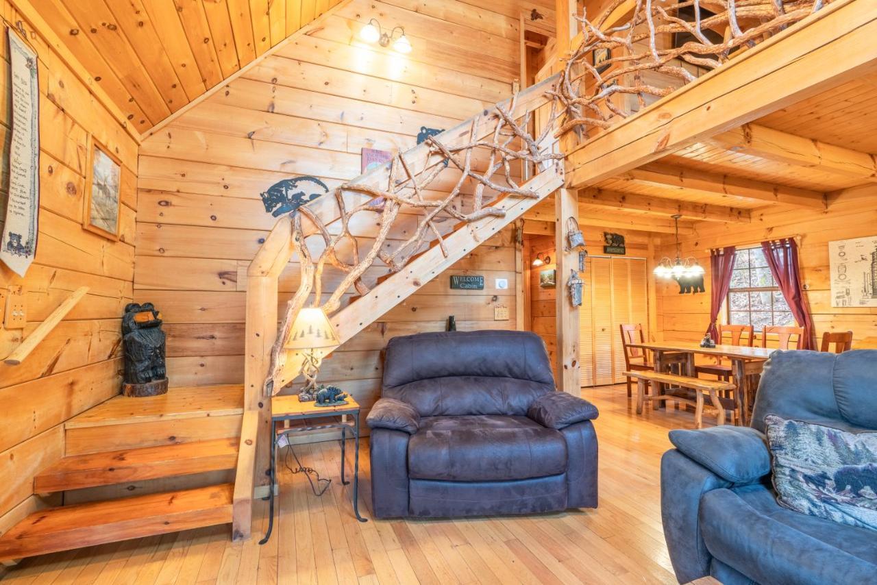 Moonshine Ridge Cabin With Hot Tub And Fire Pit Пиджен-Фордж Экстерьер фото