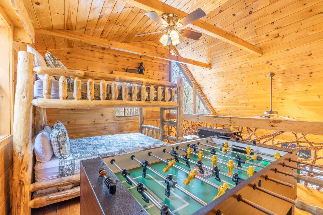 Moonshine Ridge Cabin With Hot Tub And Fire Pit Пиджен-Фордж Экстерьер фото