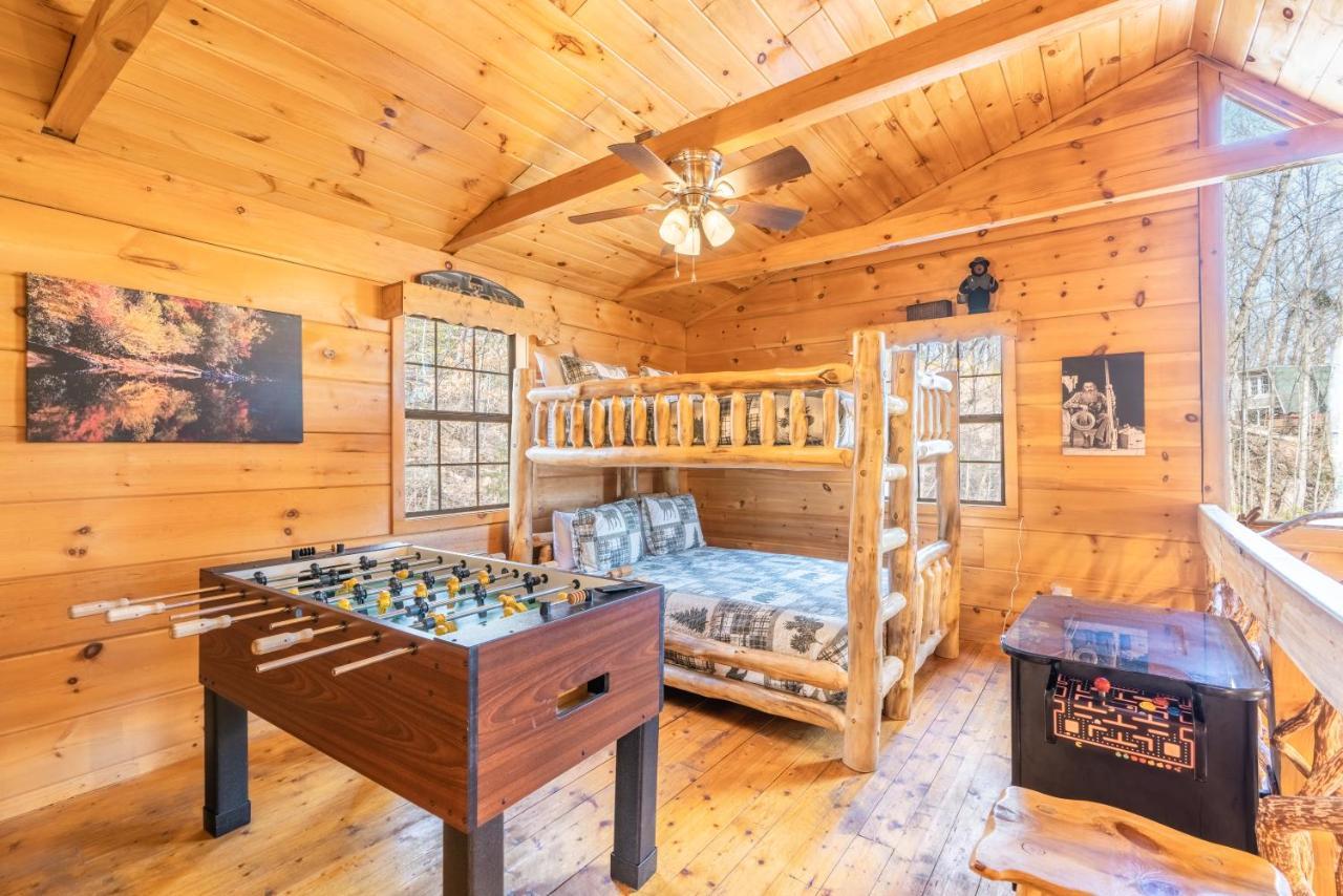 Moonshine Ridge Cabin With Hot Tub And Fire Pit Пиджен-Фордж Экстерьер фото